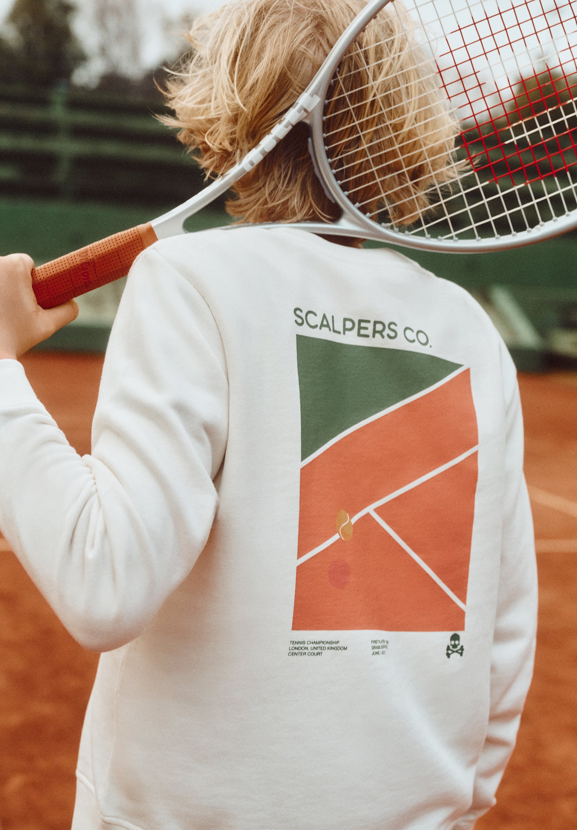 HOODY MIT TENNIS-PRINT