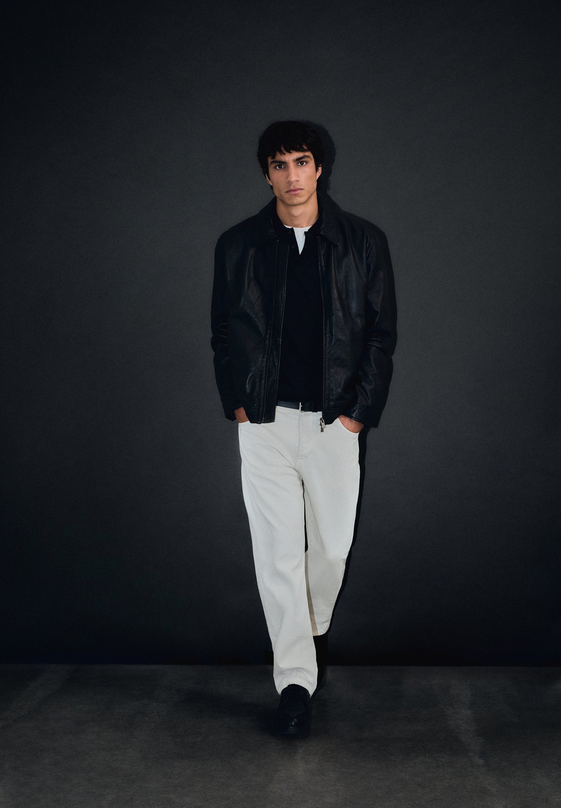 COLLARED LEATHER JACKET