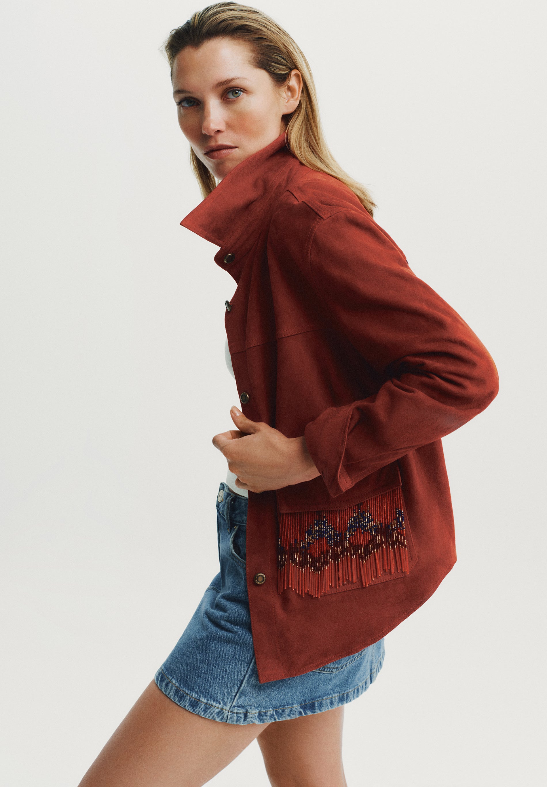 CARDIGAN AUS WILDLEDER MT PERLEN