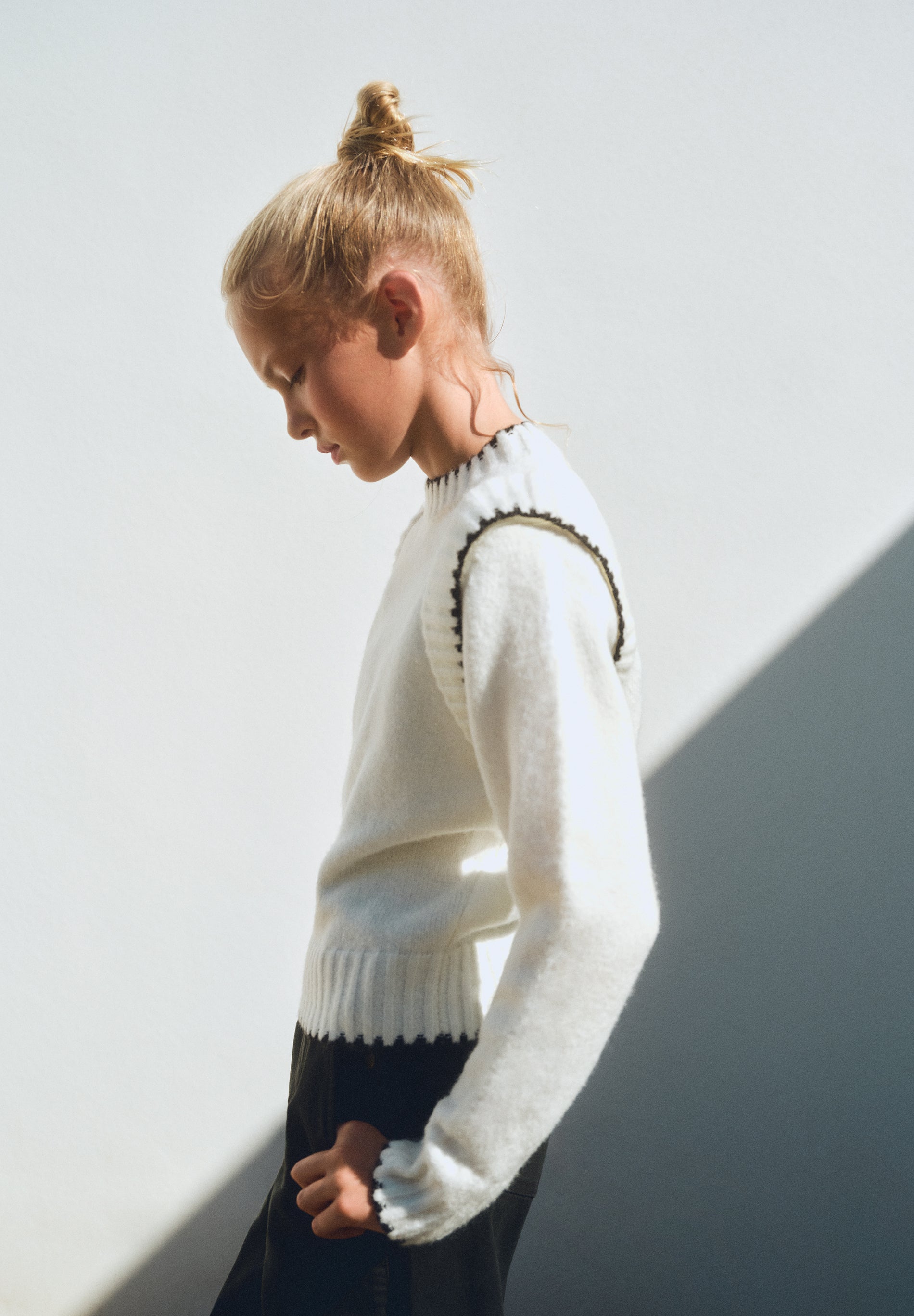 PULL MAILLE CONTRASTANT