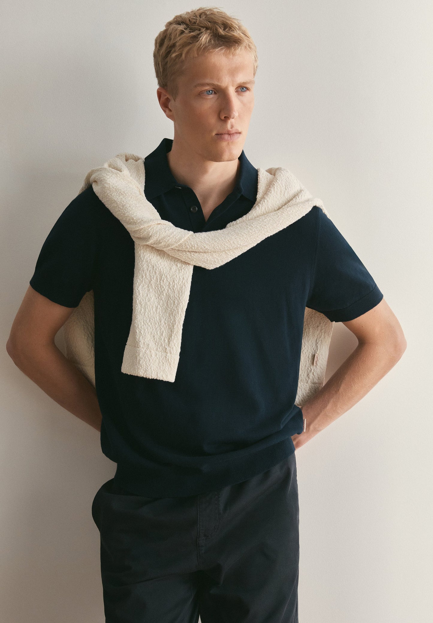 POLOSHIRT IM REGULAR FIT MIT STRUKTUR