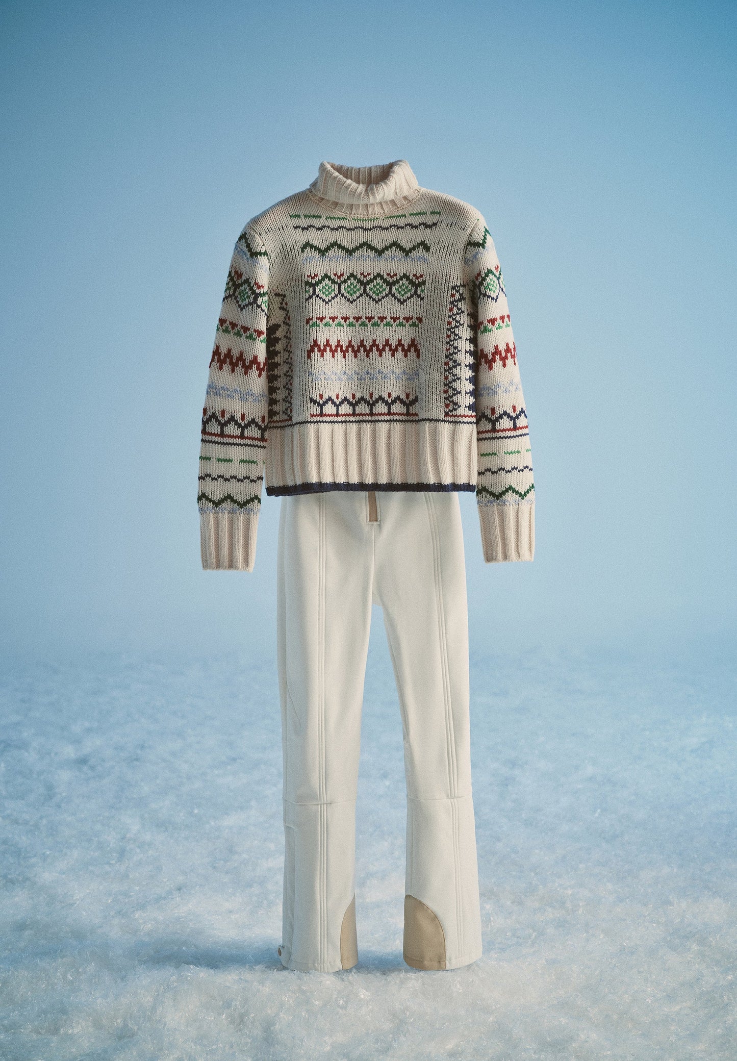 SKIPULLOVER MIT BUNTEM PRINT