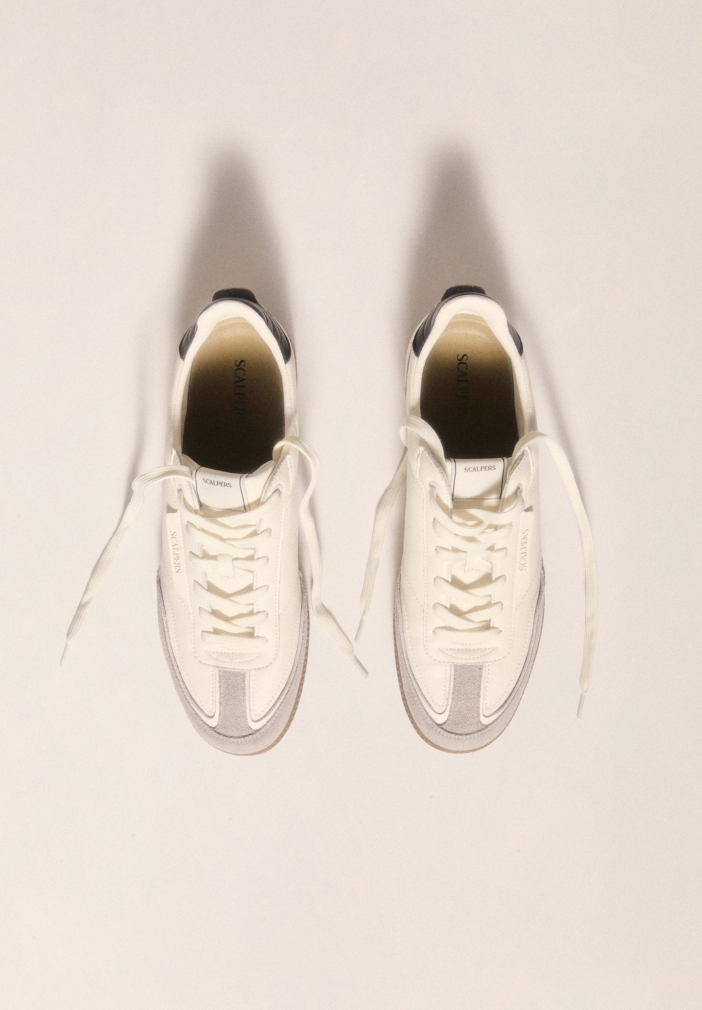 BASKET CUIR SEMELLE CONTRASTANTE