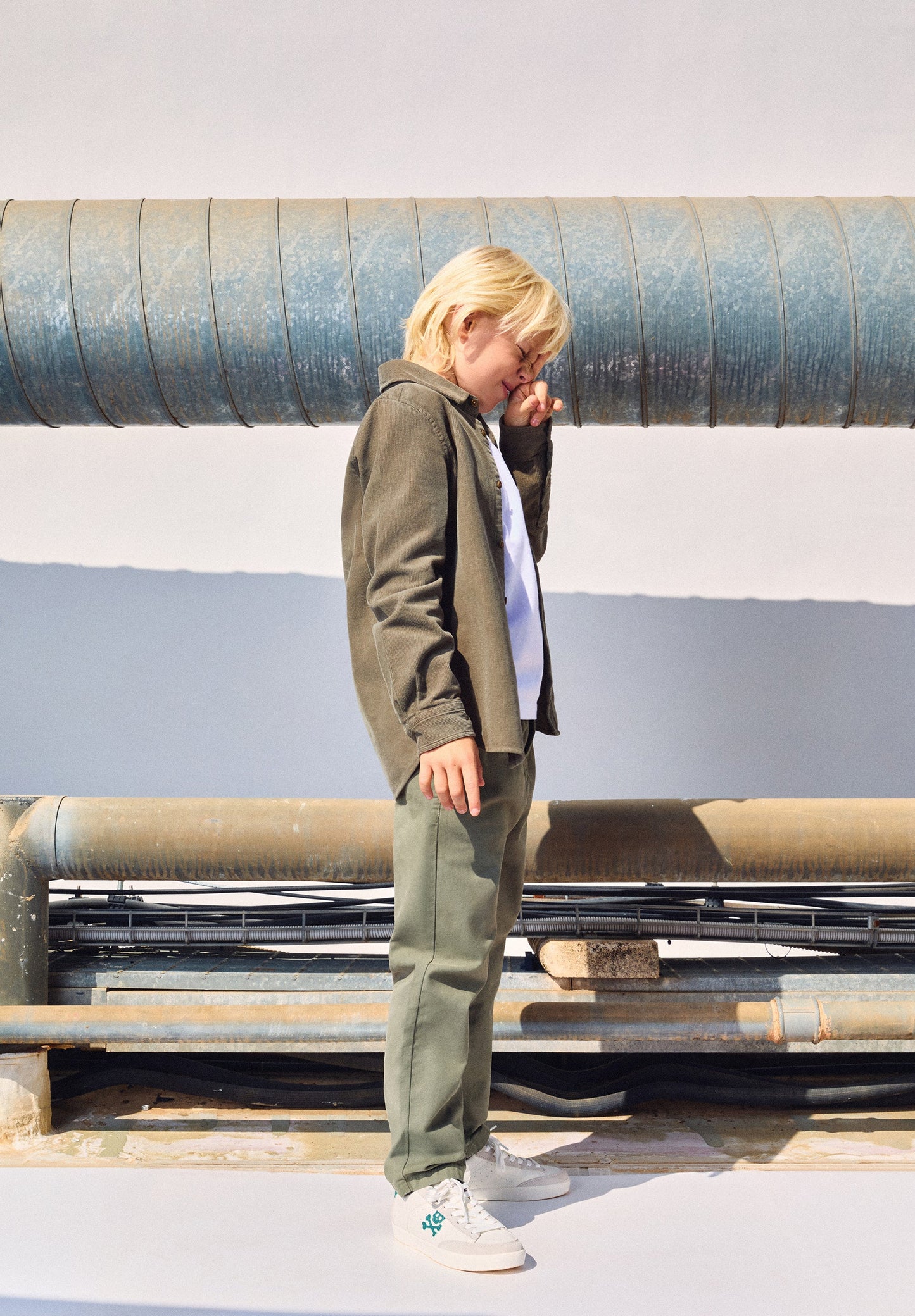 DOODSHOOFD GEBORDUURD CORDUROY OVERHEMD