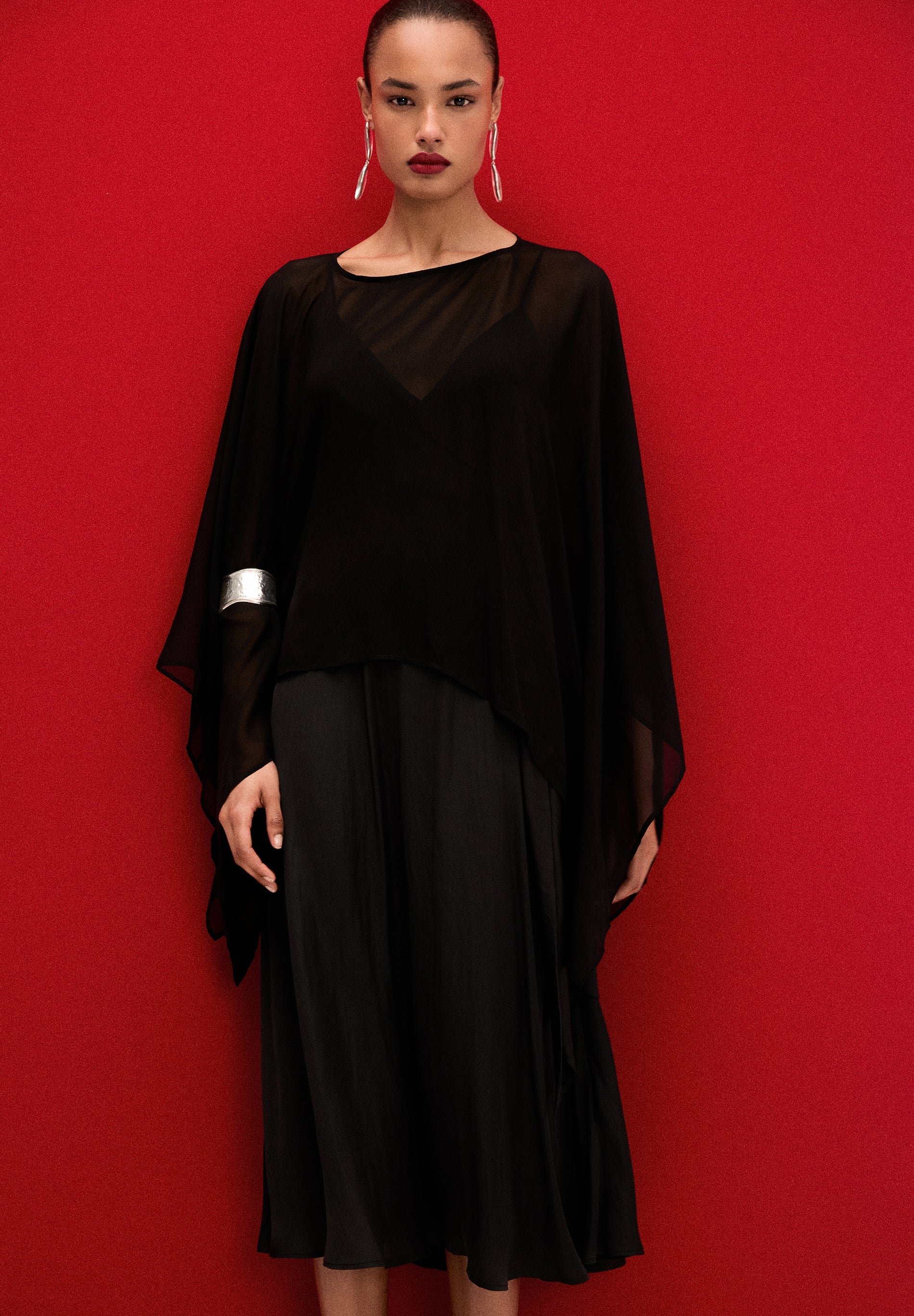 ASYMMETRIC NECKLINE DRESS