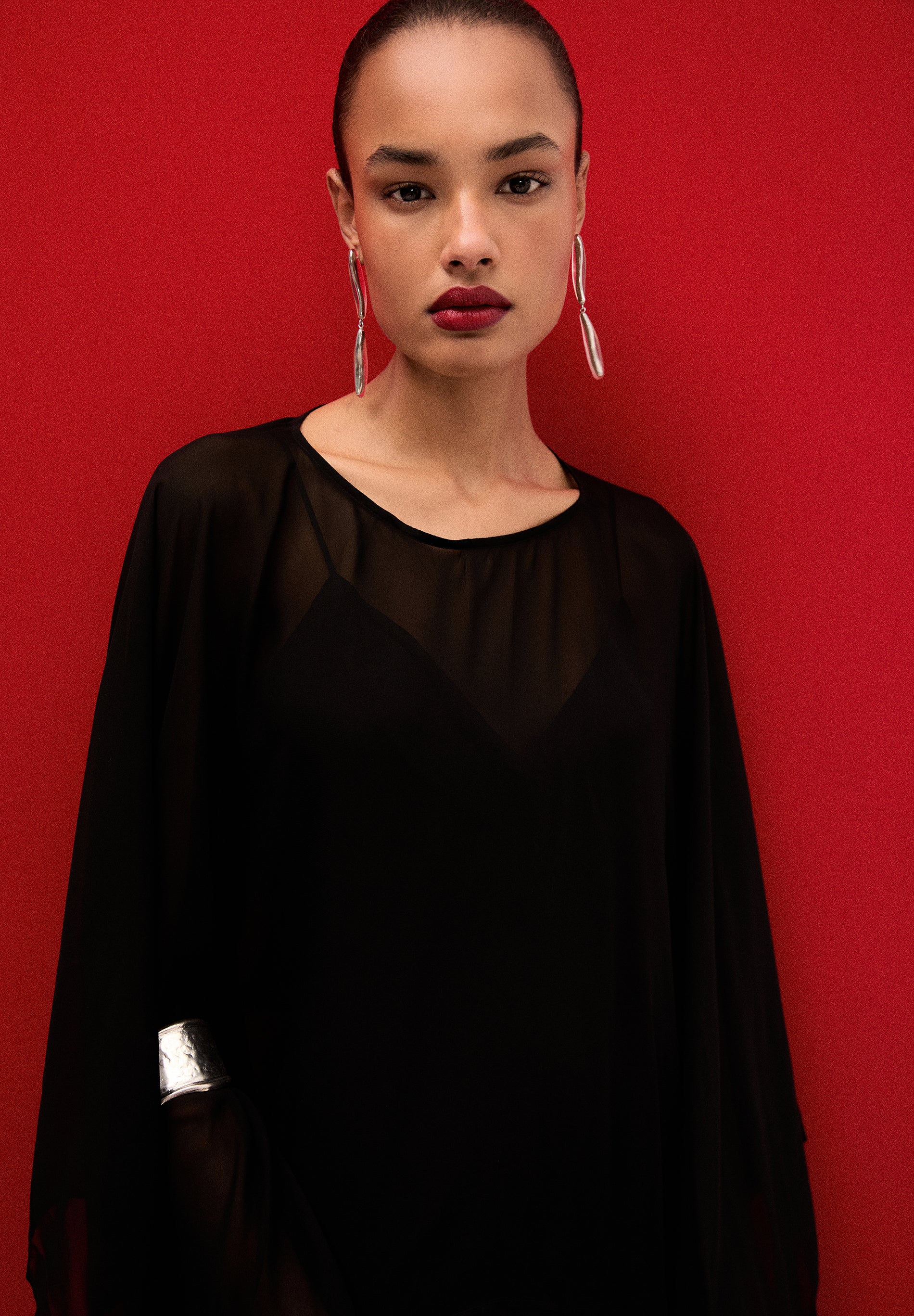 ASYMMETRIC NECKLINE DRESS