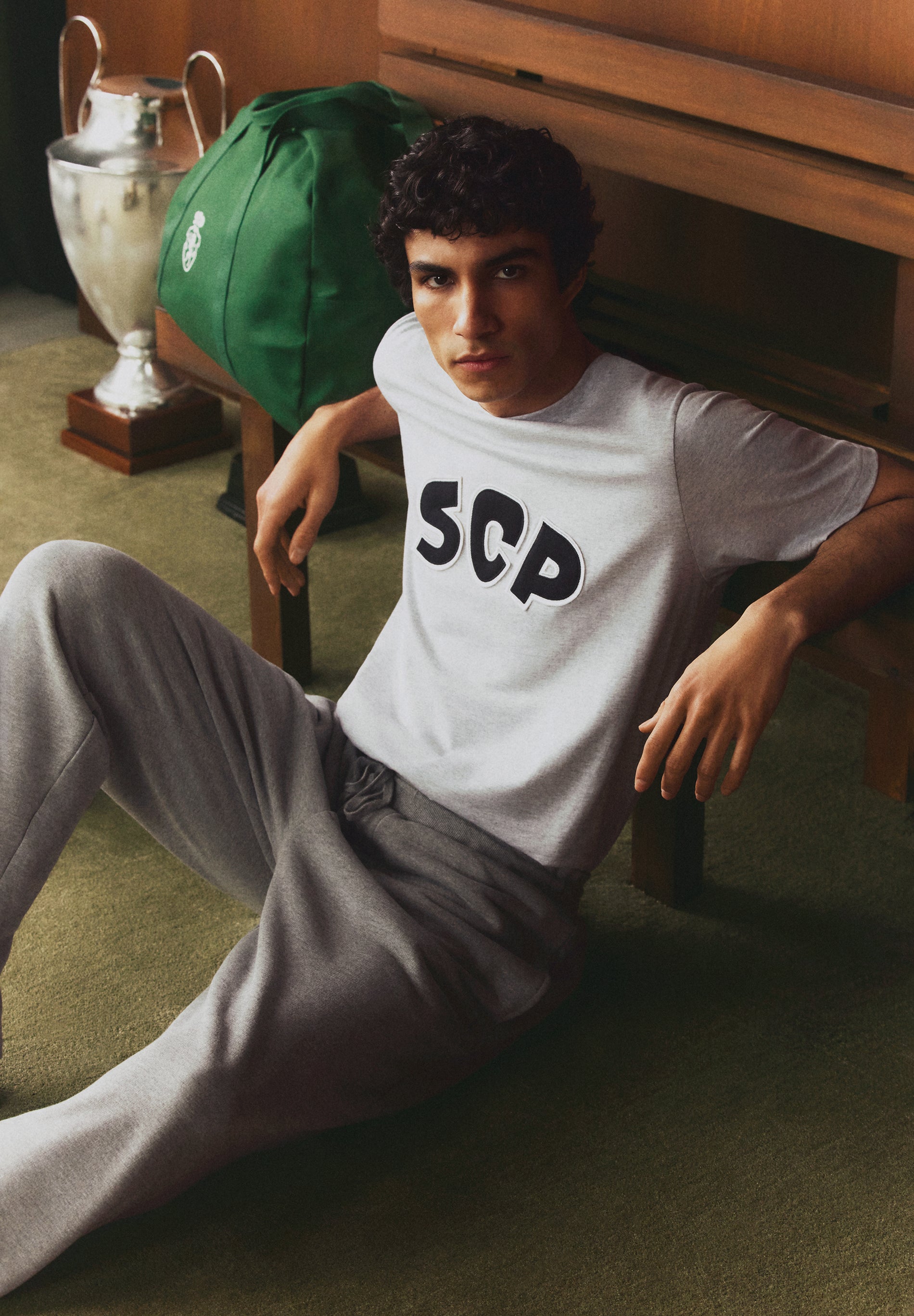 T-SHIRT SCALPERS X SPORTING CP MIT STICKEREI