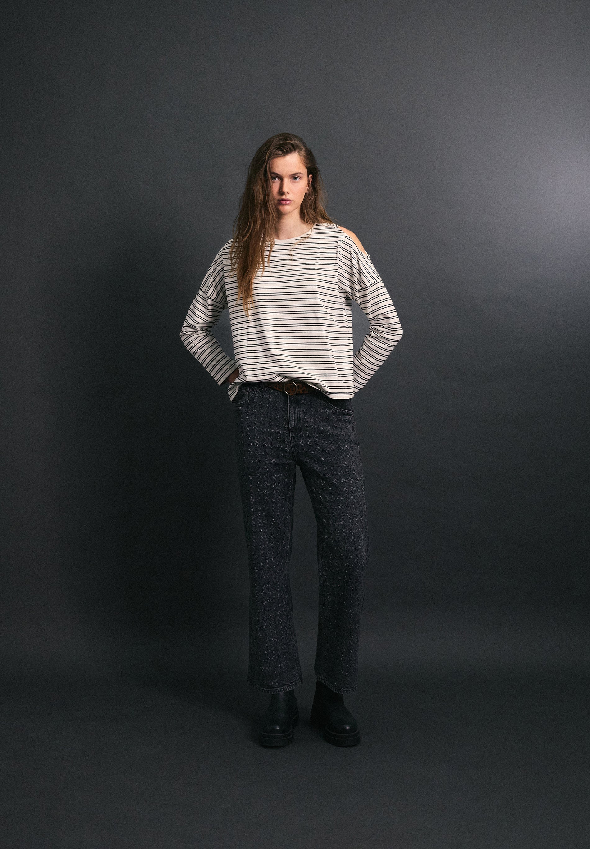 SKULL AND STRIPES T-SHIRT