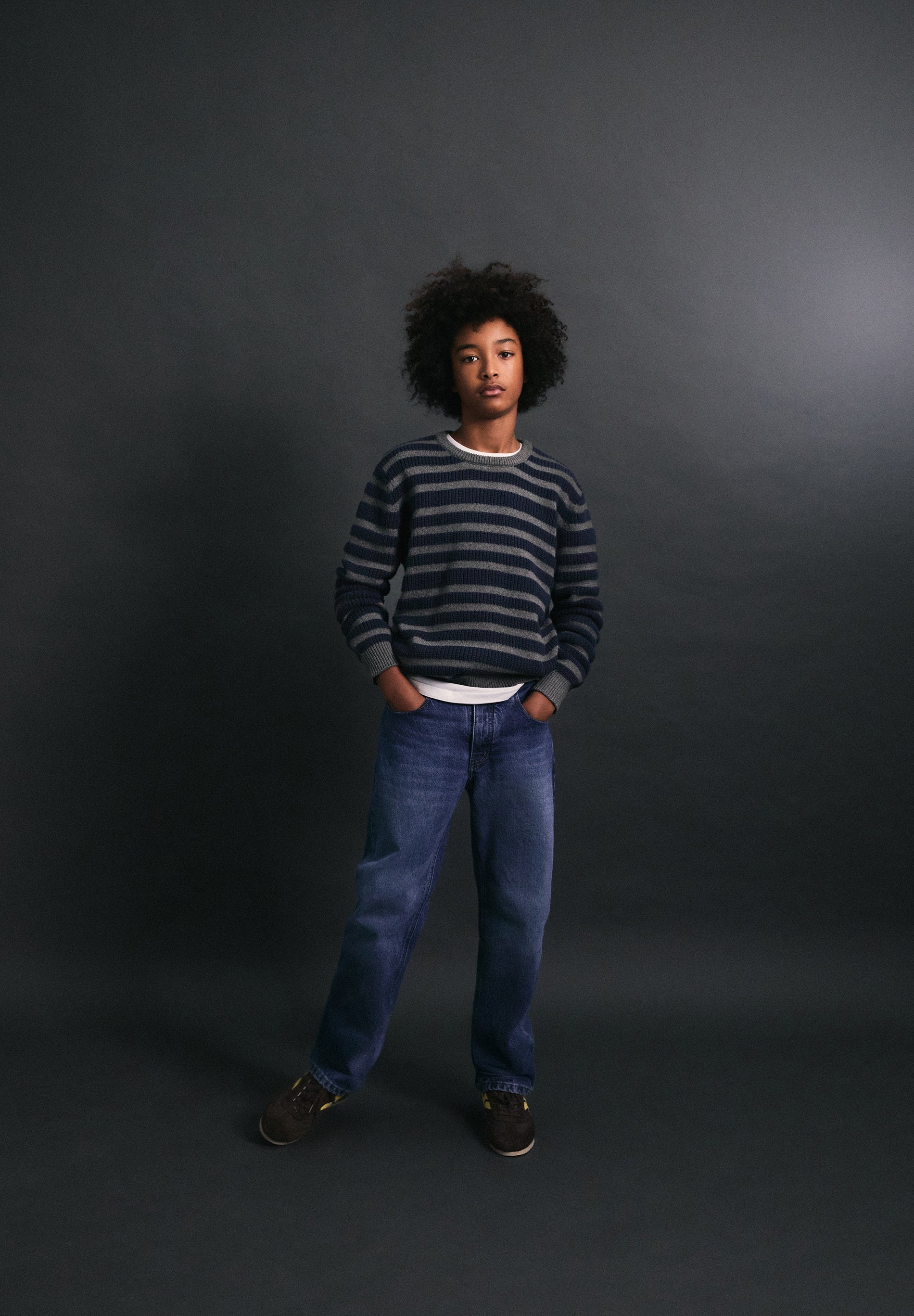 PULLOVER MIT RUNDAUSSCHNITT UND STREIFEN