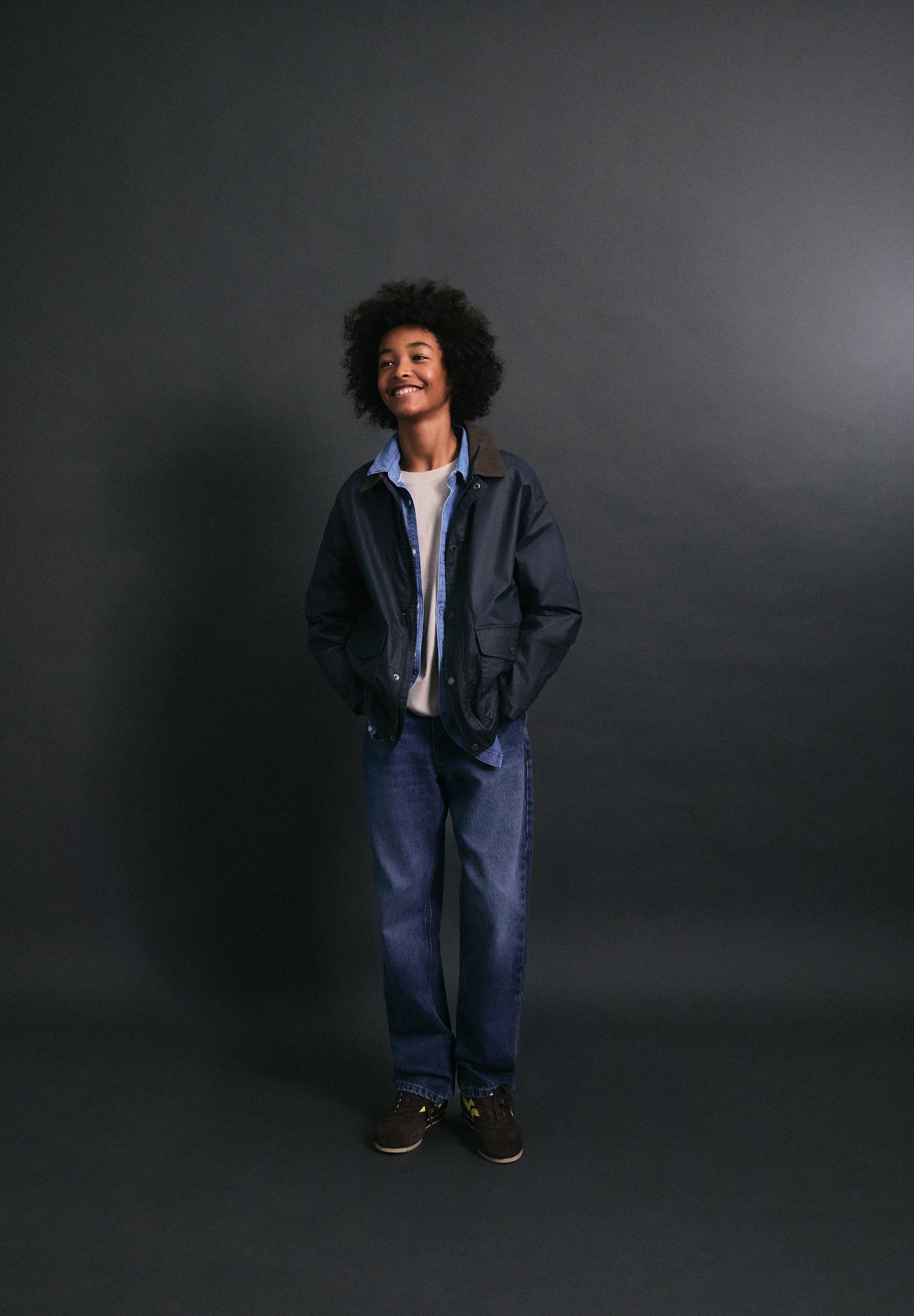 JACKET WITH CONTRAST CORDUROY COLLAR