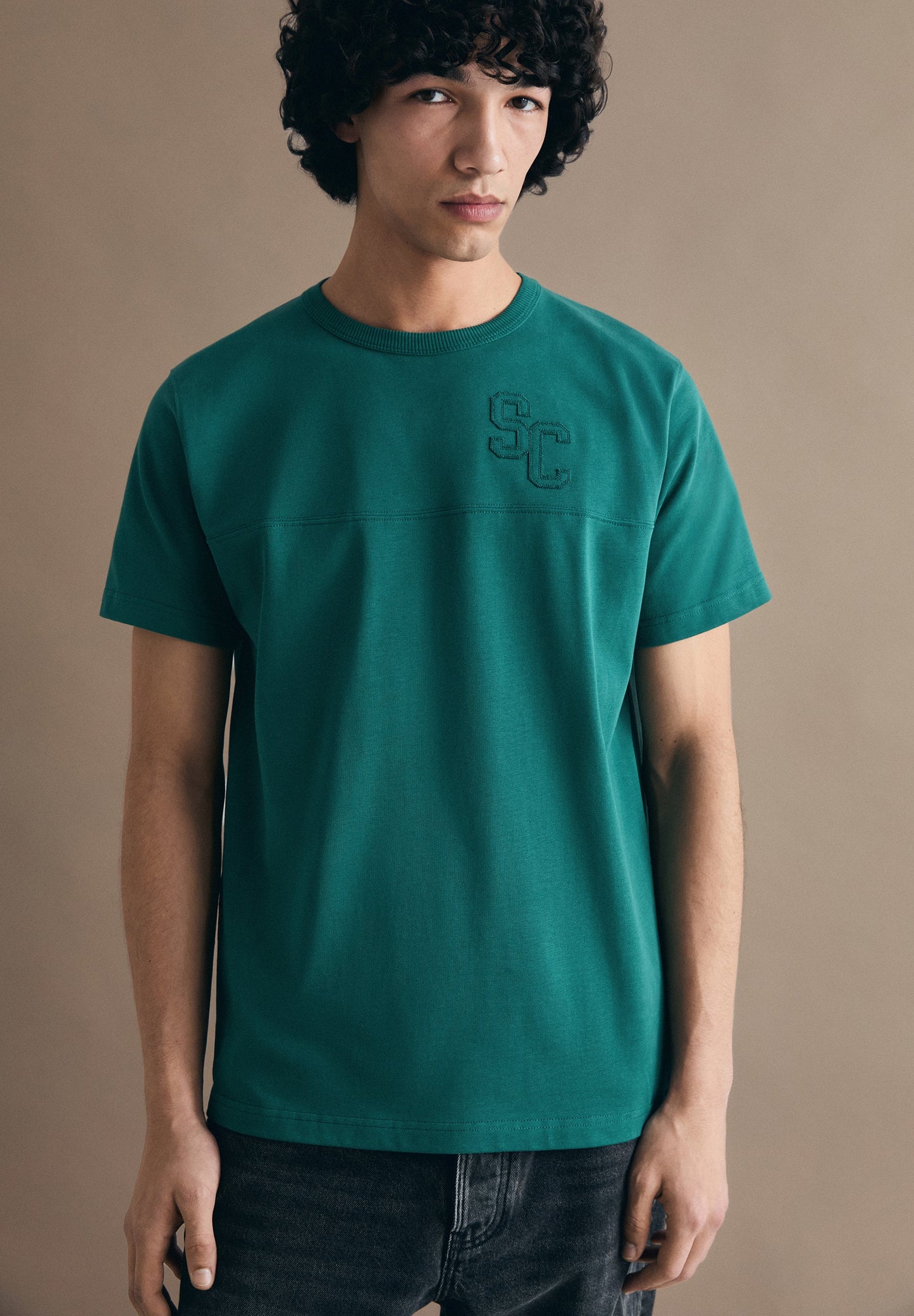 T-SHIRT VARSITY PRINT