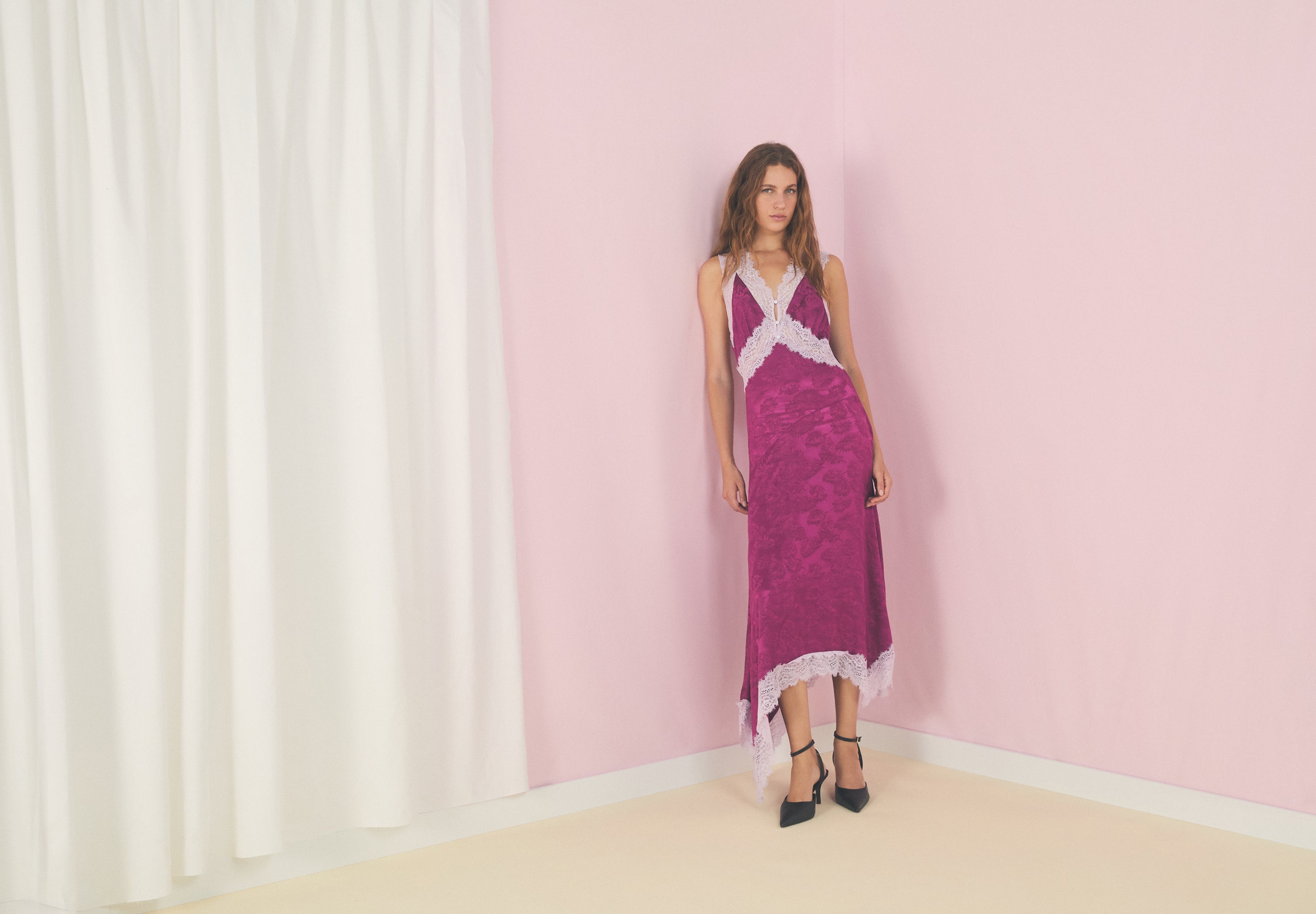 des_160826_BBC2_woman_07