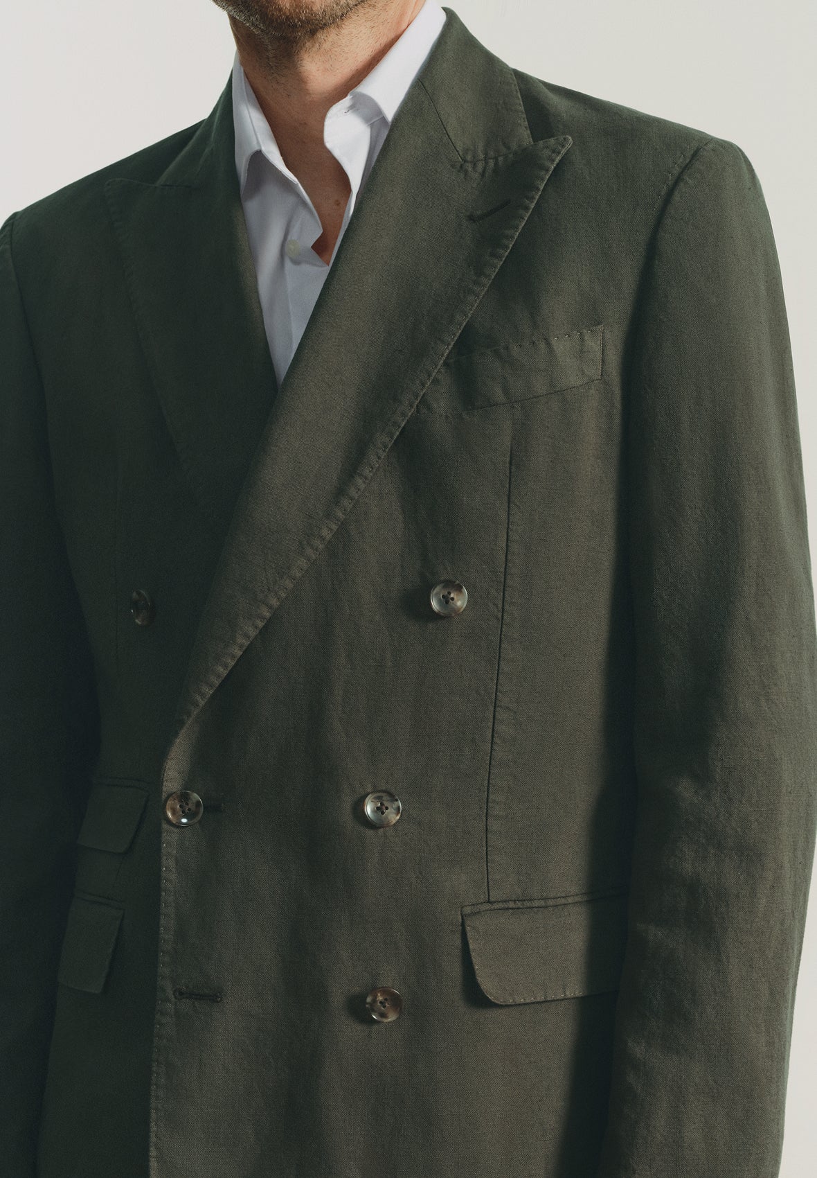 mob_120426_tailoring_linos_04