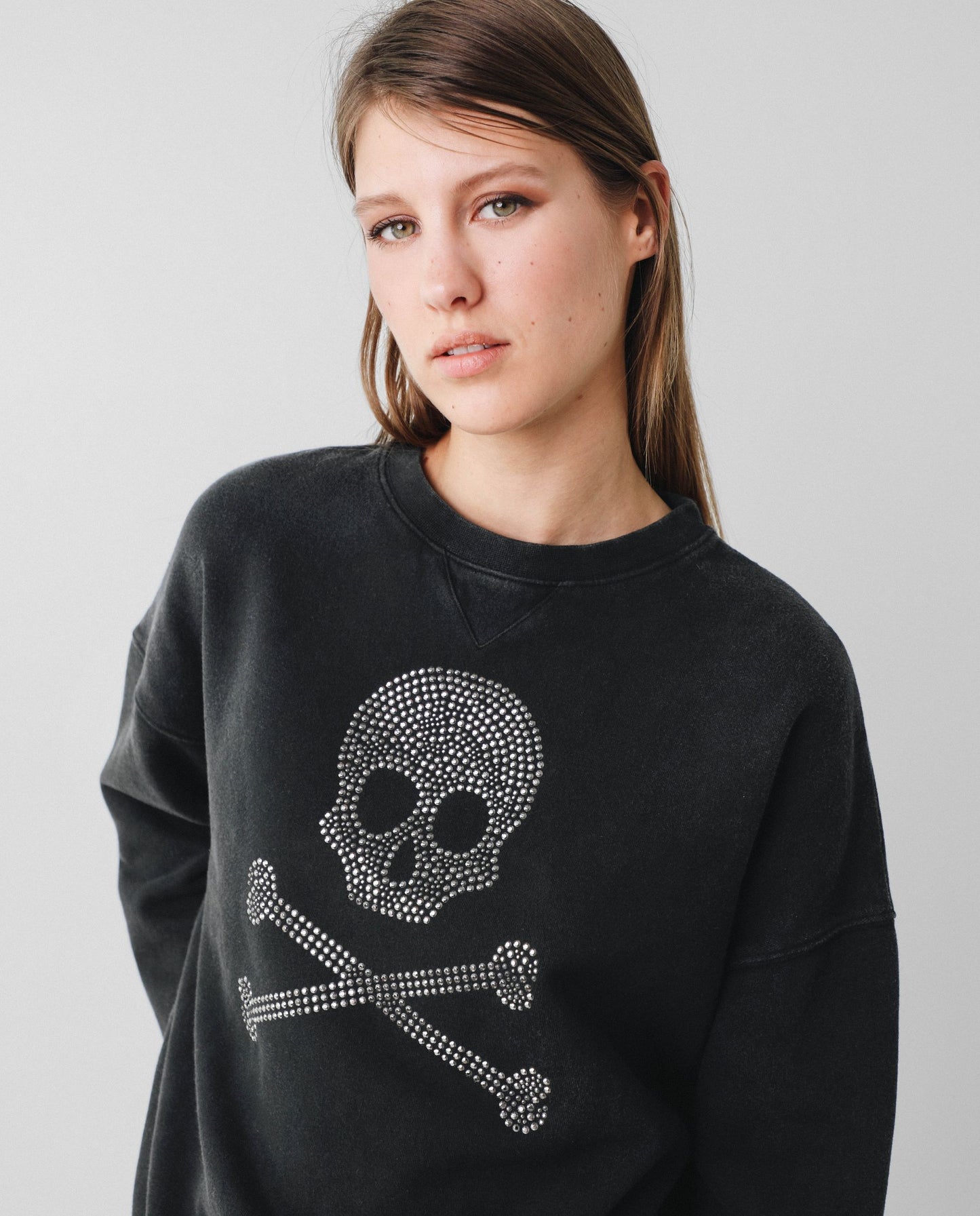 SWEATSHIRT WITH SKULL LOGO AND STUDS