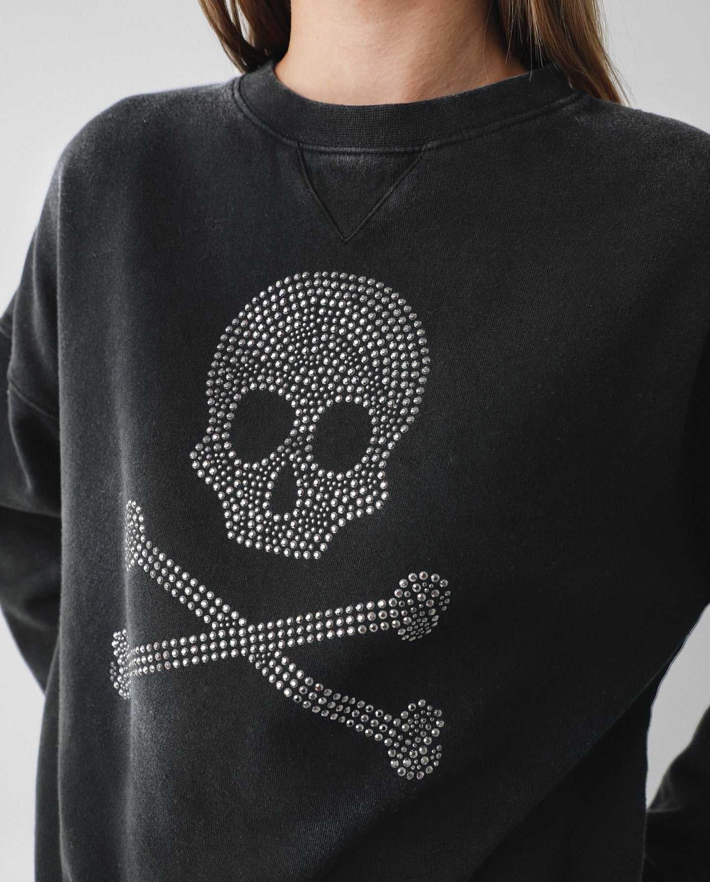 SWEATSHIRT WITH SKULL LOGO AND STUDS