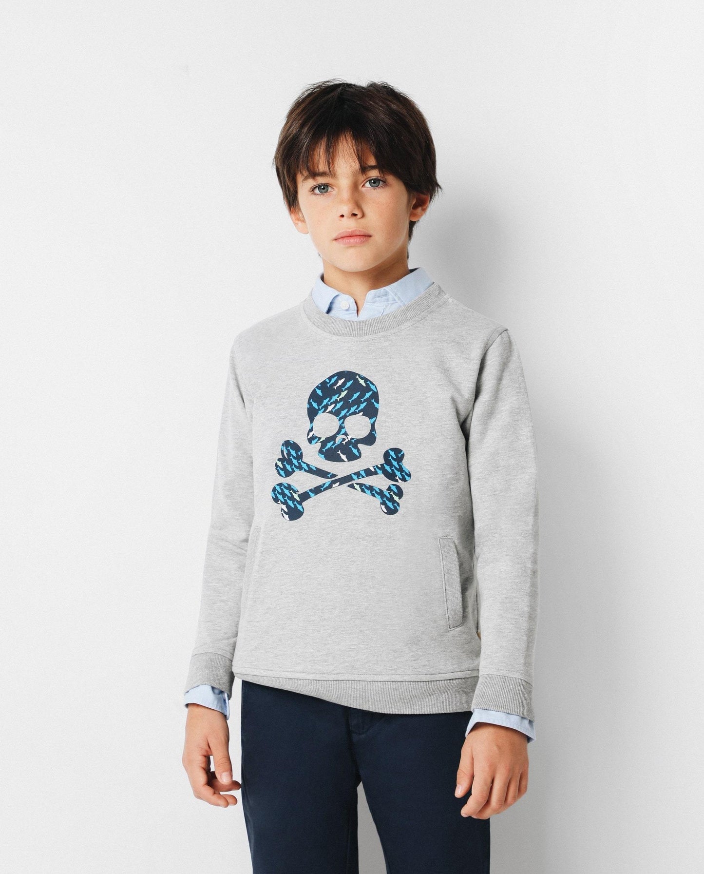 SKULL AND SHARK SWEATSHIRT