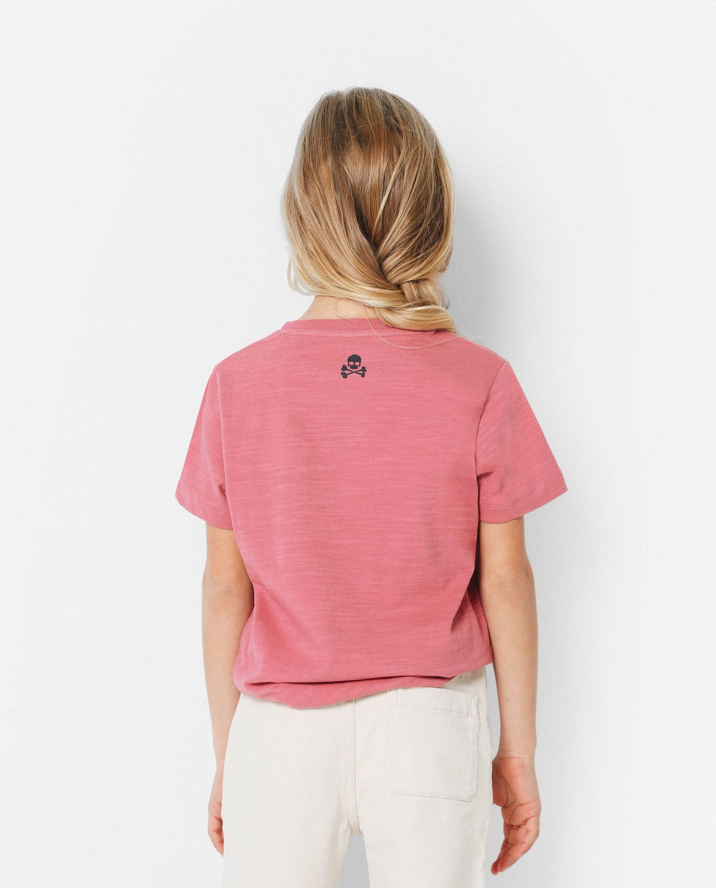 T-SHIRT WITH SCALPERS LOGO